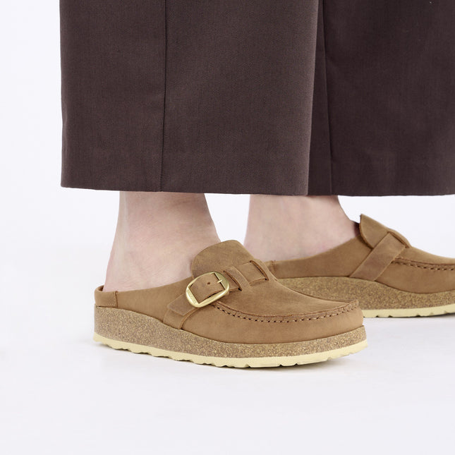BIRKENSTOCK BUCKLEY WOMEN CLOGS Cognac Narrow