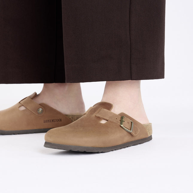 BIRKENSTOCK BOSTON WOMEN CLOGS Cognac Narrow