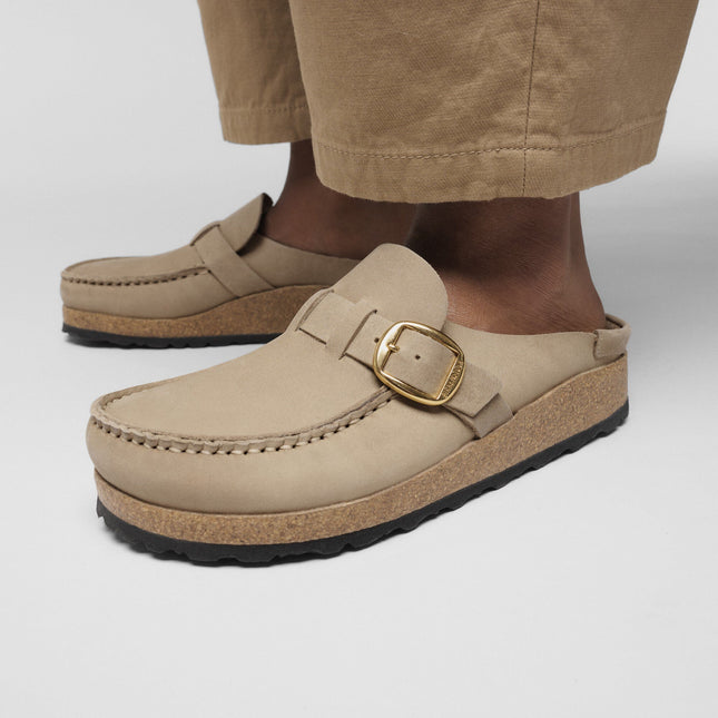 BIRKENSTOCK BUCKLEY WOMEN CLOGS Tobacco Regular