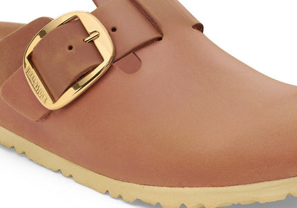 Boston Big Buckle Oiled Leather Cognac - detail