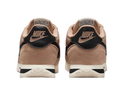 NIKE CORTEZ SE WOMEN SNEAKERS - Desert/Black/Sail