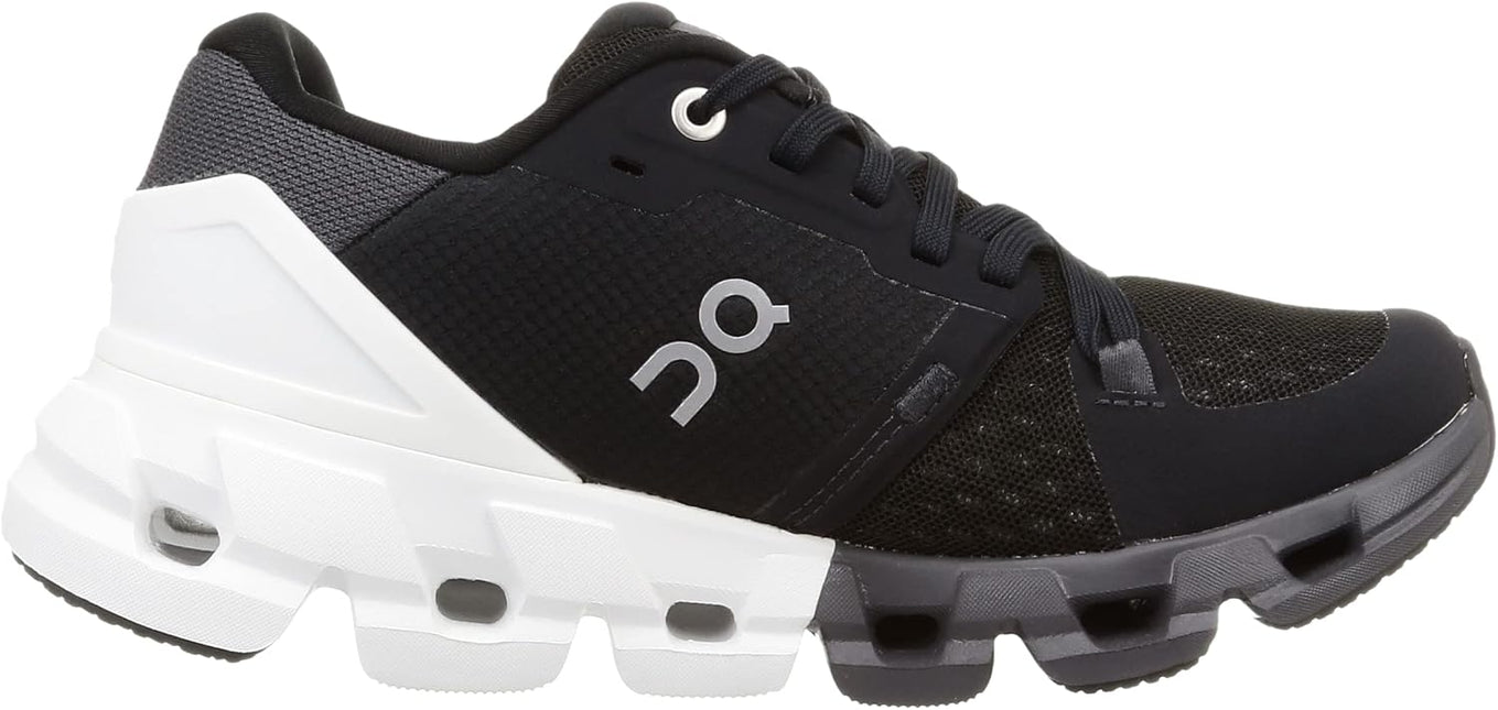 ON CLOUDFLYER 4 WIDE WOMEN SNEAKERS - Black/White