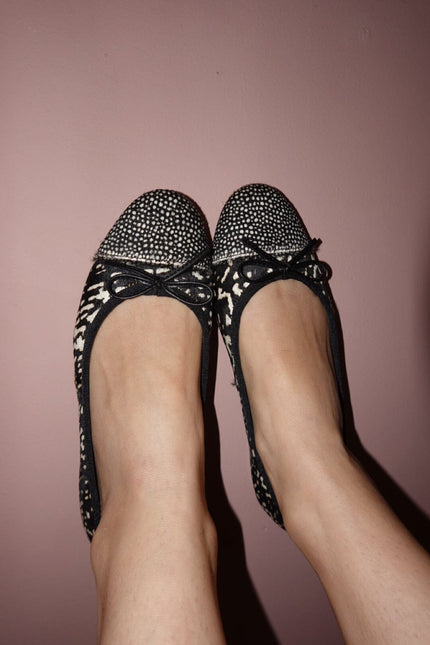 JEFFREY CAMPBELL ARABESQ-F WOMEN SHOES - Black White Hair