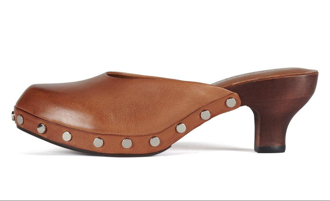 JEFFREY CAMPBELL CLOGUETTE WOMEN MULES Camel Distressed