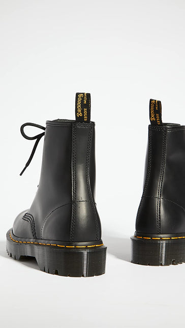 DR. MARTENS 1460 BEX UNISEX BOOTS