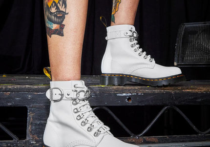 DR. MARTENS 1460 Pascal Chain Sendal NYCK - New York City Kicks
