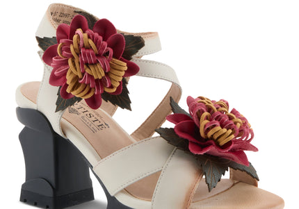 L'ARTISTE HOOKED WOMEN SANDALS - Beige Multi