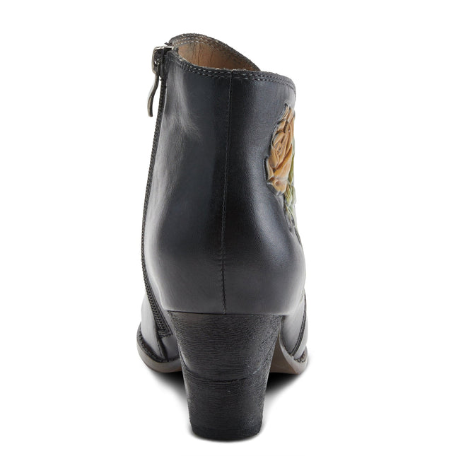 LARTISTE EYECATCHING WOMEN BOOTS
