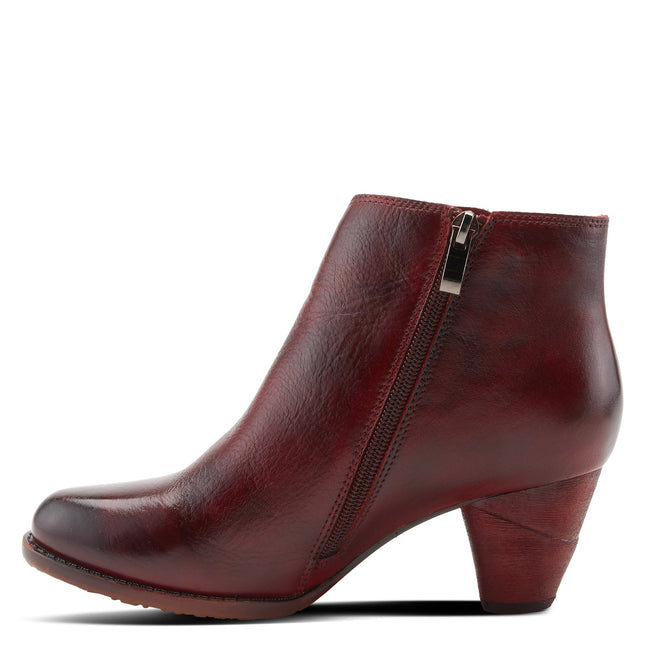 LARTISTE EYECATCHING WOMEN BOOTS