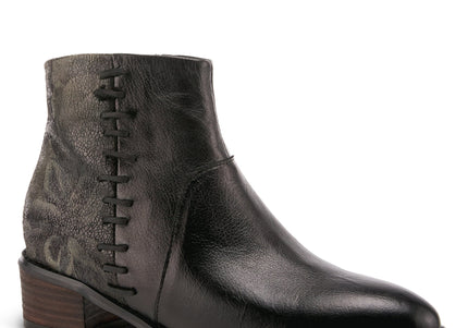 LARTISTE FOREVER NYCK - New York City Kicks