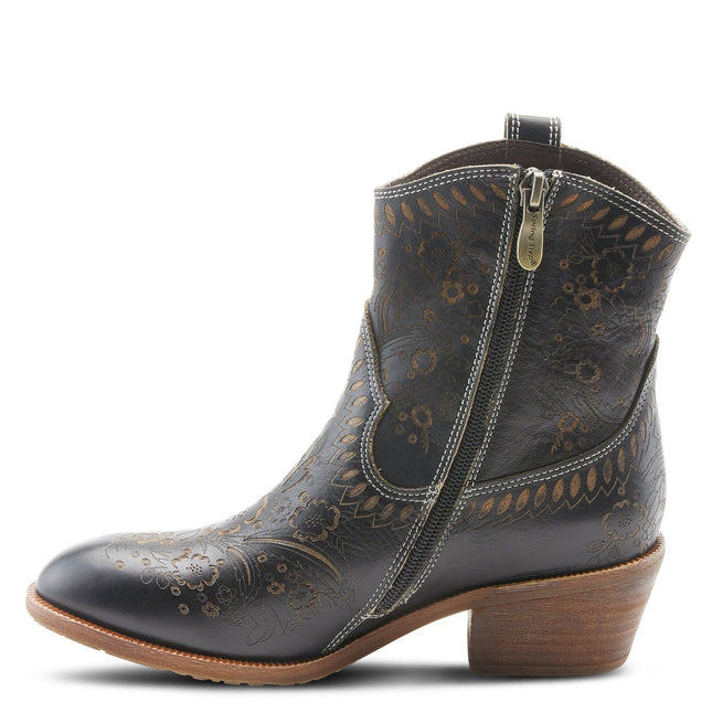 LARTISTE GALOP NYCK - New York City Kicks