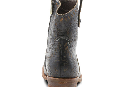 LARTISTE GALOP NYCK - New York City Kicks