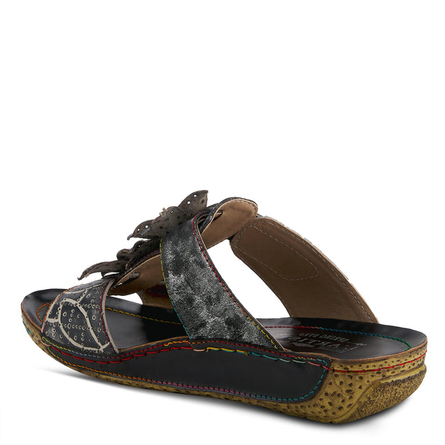 LARTISTE KARINA NYCK - New York City Kicks