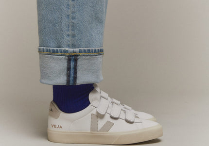 VEJA RECIFE LOGO MEN SNEAKERS - White