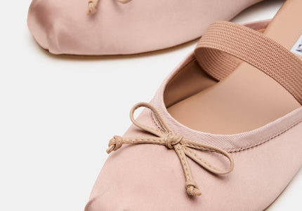 Steve Madden Cutesy Blush Satin