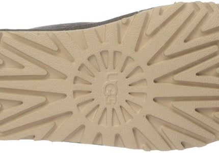UGG W NEUMEL STREET GRAFFITI NYCK - New York City Kicks