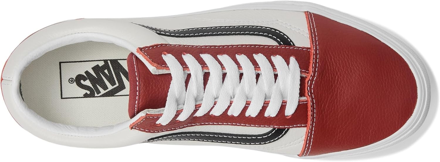 VANS U OLD SKOOL™ UNISEX SNEAKERS - RED