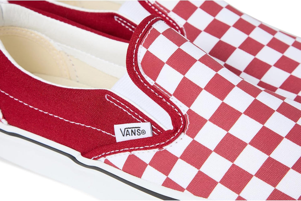 VANS U CLASSIC SLIP-ON UNISEX SNEAKERS - RED