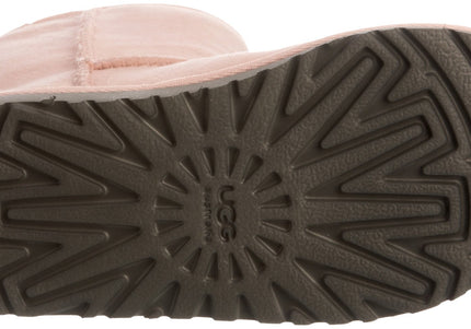 UGG  INFANT CRIBS