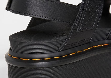 DR. MARTENS VOSS II QUAD