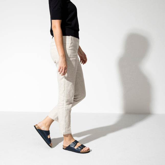 BIRKENSTOCK ARIZONA SOFT FOOTBED OILED LEATHER UNISEX SANDALS