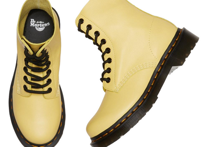 DR. MARTENS 1460 PASCAL WOMEN BOOTS