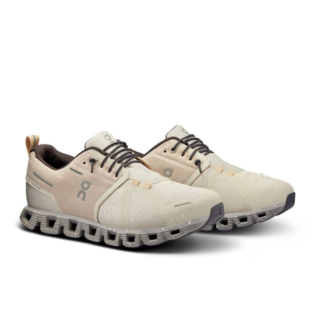 ON CLOUD 5 WATERPROOF WOMEN SNEAKERS