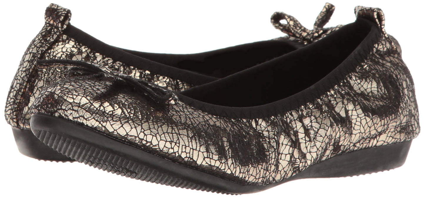 Bernie Mev Bernie Mev Women's Curlies Bow Flat