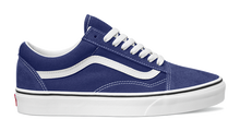 Theory Beacon Blue