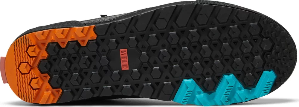 VANS U SK8-HI GORE-TEX MTE-3 UNISEX BOOTS