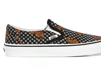 VANS FU CLASSIC SLIP-ON UNISEX SNEAKERS
