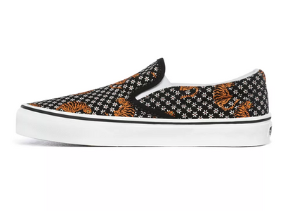 VANS FU CLASSIC SLIP-ON UNISEX SNEAKERS