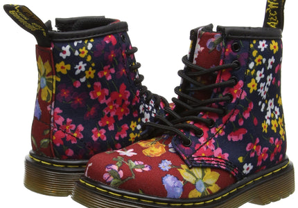 DR. MARTENS BROOKLEE FC KIDS BOOTS